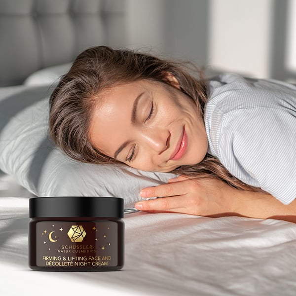 Éjszakai bőrfeszesítő krém